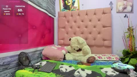 evelinks1 online show from February 2026 08:51:02 PM