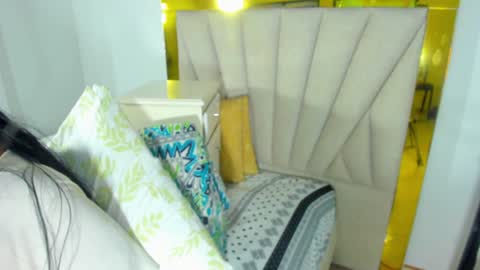 Snapshot of evelonga_707 chatting on December 2024 07:11:01 PM DAYANITA online show from December 2024 07:11:01 PM
