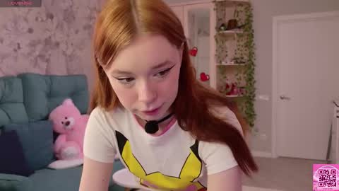 Snapshot of evelunee chatting on March 2026 07:28:02 PM Eva your good home friend online show from March 2026 07:28:02 PM