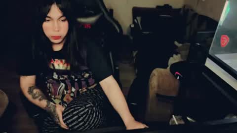 evelyn420521 online show from July 2026 06:52:02 AM