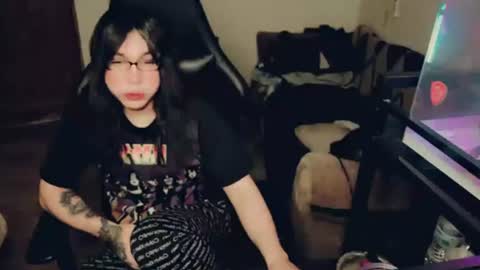 evelyn420521 online show from July 2026 07:22:01 AM