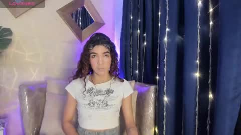 evelyn__rose1 online show from April 2026 03:59:01 AM
