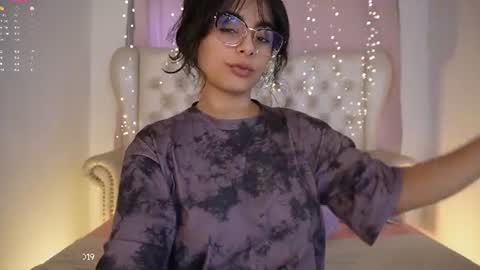 evelyn evelyn online show from June 2026 05:33:02 PM