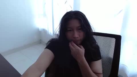 Snapshot of evelyn_flores1 chatting on September 2025 07:02:02 PM   online show from September 2025 07:02:02 PM