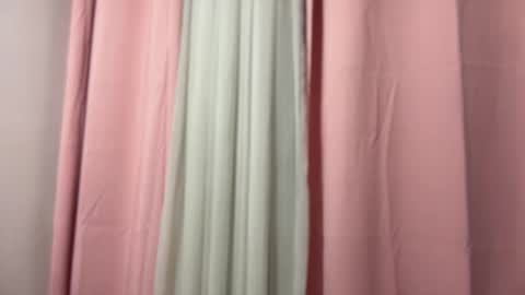 Snapshot of evelyn_jhonson3 chatting on December 2025 11:44:02 PM E V E L Y N online show from December 2025 11:44:02 PM