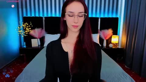 evelyn rush1 online show from May 2026 02:32:02 PM