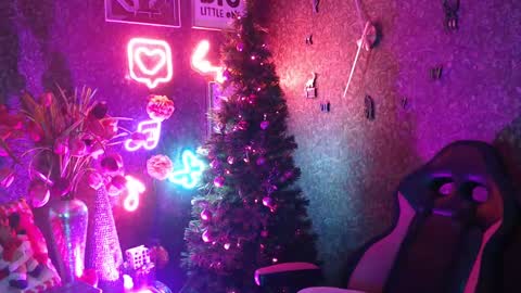 EvelynaGrey online show from December 2024 04:34:02 AM