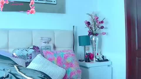 EvelynaGrey online show from September 2025 11:35:01 AM