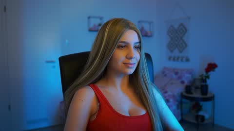 Snapshot of evelyncage_ chatting on January 2025 07:34:01 PM evelyncage_ online show from January 2025 07:34:01 PM