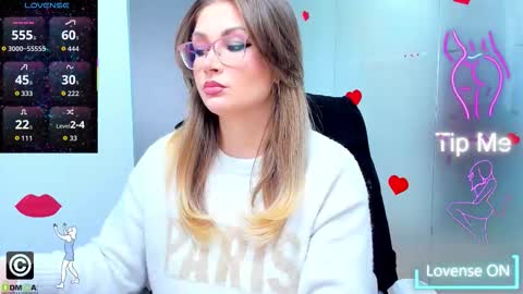 evelyne_rose online show from March 2026 06:03:01 AM