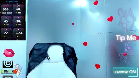 evelyne_rose online show from May 2026 05:01:02 AM