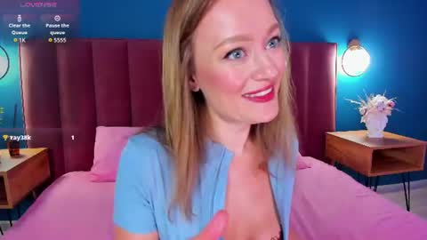 Evelyn online show from August 2026 02:00:02 AM