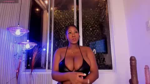 EvelynZoee online show from October 2025 03:40:01 AM