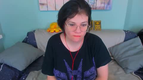 Snapshot of everly_rays chatting on February 2026 04:01:01 PM Everly online show from February 2026 04:01:01 PM