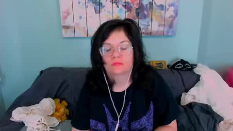 Snapshot of everly_rays chatting on March 2026 09:59:02 AM Everly online show from March 2026 09:59:02 AM