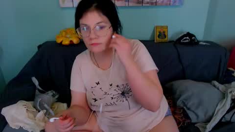 Snapshot of everly_rays chatting on March 2026 06:34:01 PM Everly online show from March 2026 06:34:01 PM