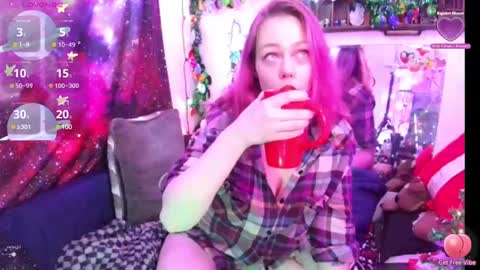 Snapshot of everlyester chatting on December 2024 06:35:01 PM Evie online show from December 2024 06:35:01 PM