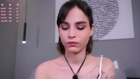 Anita online show from December 2025 04:22:01 AM