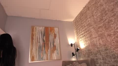 Sophia online show from January 2025 07:43:01 PM