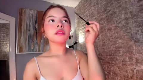 Sophia online show from February 2025 07:41:01 PM