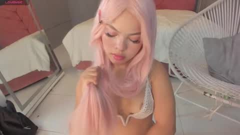 Sophia online show from September 2025 08:31:01 PM