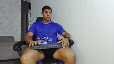 luis online show from November 2025 06:46:02 PM