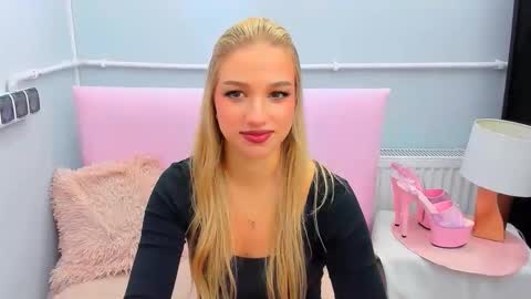 Snapshot of evettegold chatting on October 2025 03:24:02 PM Eve online show from October 2025 03:24:02 PM