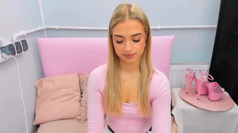 Snapshot of evettegold chatting on December 2025 08:47:02 PM Eve online show from December 2025 08:47:02 PM