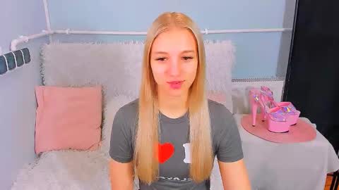 Snapshot of evettegold chatting on March 2026 12:09:01 PM Eve online show from March 2026 12:09:01 PM