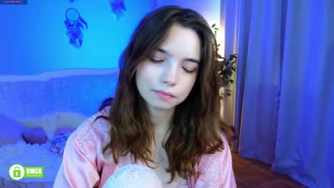 evi_brook online show from April 2026 12:25:01 PM