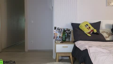 evi_woow online show from February 2025 08:10:01 PM