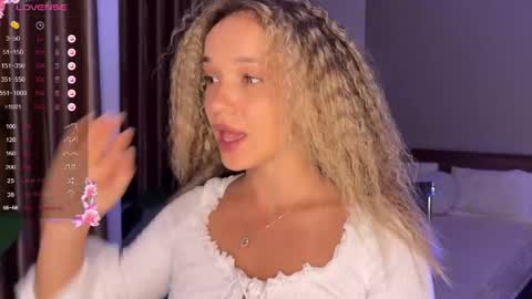 evielina online show from May 2026 11:57:02 PM