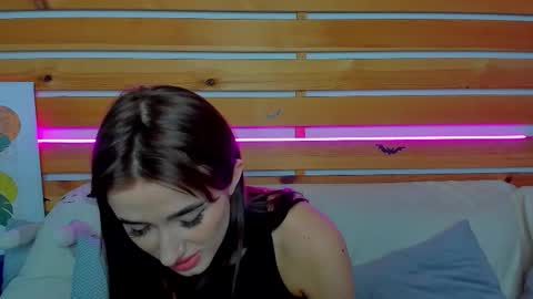 Evis online show from December 2025 02:51:01 AM