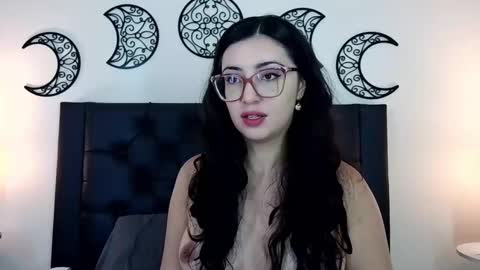 Evolet online show from February 2026 04:00:02 PM