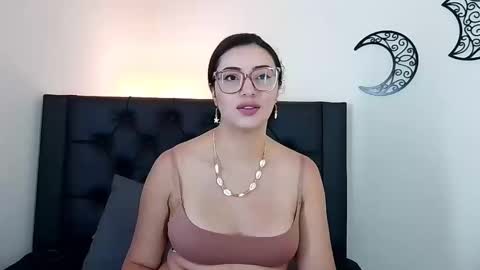 Snapshot of evoletmk chatting on March 2026 05:30:01 PM Evolet online show from March 2026 05:30:01 PM