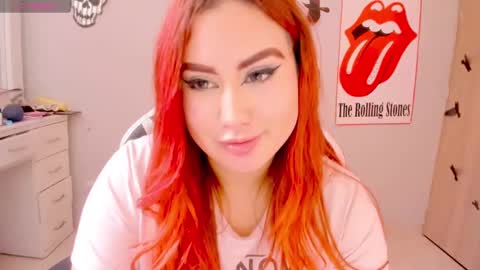 Snapshot of evva_foxxy chatting on January 2025 06:38:02 PM evva_foxxy online show from January 2025 06:38:02 PM