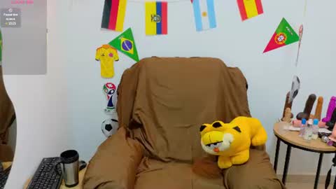 evvaa_moon online show from June 2026 12:42:02 PM