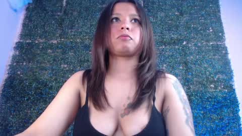 Im Evy online show from May 2026 06:16:02 PM