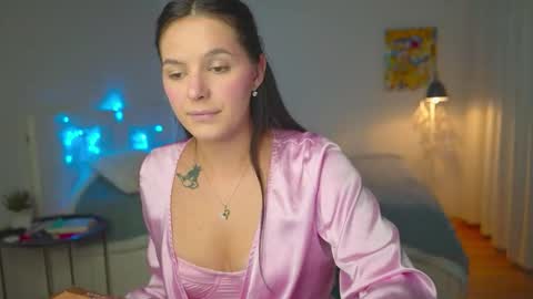 ewelynscott online show from October 2025 05:13:01 PM