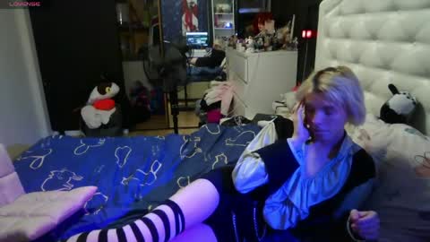 Snapshot of ex1dra06 chatting on June 2026 09:31:02 PM Essa online show from June 2026 09:31:02 PM