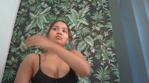 Snapshot of exclusivecourtney chatting on February 2026 06:33:02 AM courtney online show from February 2026 06:33:02 AM