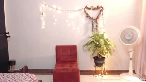 Snapshot of exoctic_ruby chatting on December 2025 10:17:02 PM Ruby online show from December 2025 10:17:02 PM