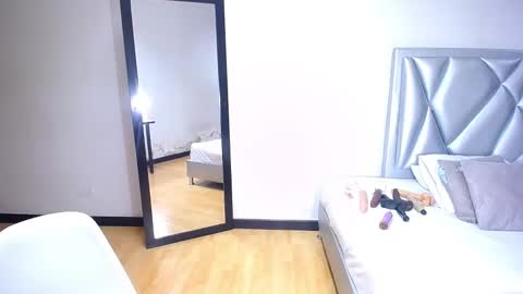 exotic_karmella online show from December 2024 08:50:02 PM