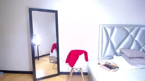 exotic_karmella online show from December 2024 10:19:01 PM