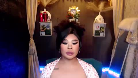 Lindsay online show from March 2026 07:19:02 PM