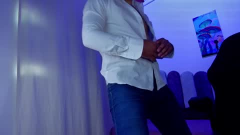 exotic_mann online show from April 2026 01:02:02 PM