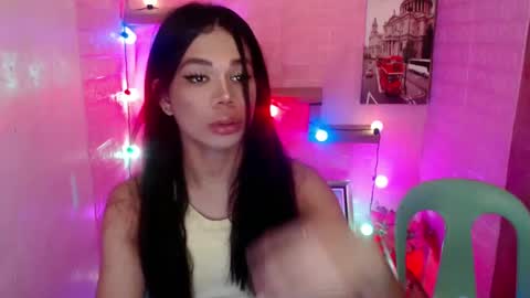 Snapshot of exoticblacknicaxxx chatting on December 2024 12:00:02 PM Nica online show from December 2024 12:00:02 PM