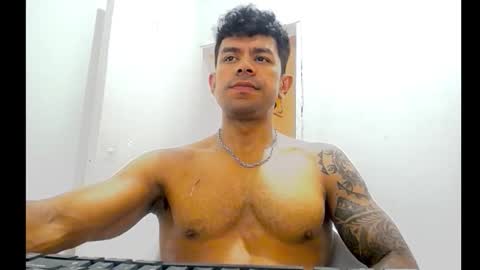 exoticboybigdick online show from January 2026 07:27:01 PM