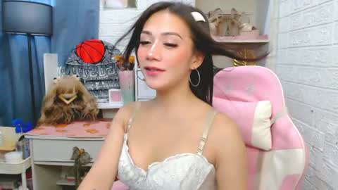 exotictssavie online show from July 2026 05:06:02 PM