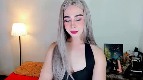 expensive_elise online show from February 2026 05:33:01 PM